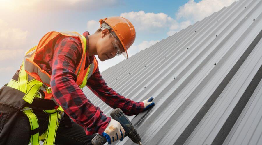 Professional residential roofers in Toronto, KS